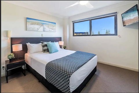 Gold Coast Apartment At Sandcastles On Broadwater - Kingaroy Accommodation 3
