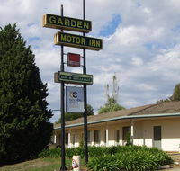 Golden Chain Garden Motor Inn Gundagai - Kingaroy Accommodation