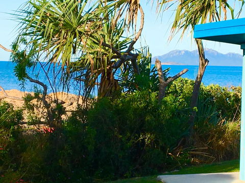 Golden Sands Beach House - Kingaroy Accommodation 1
