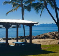 Golden Sands Beach House - Kingaroy Accommodation