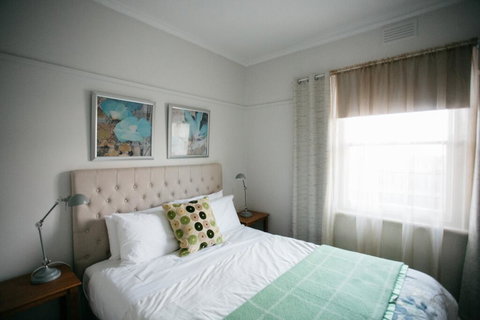 Goldies On Piper Kyneton - Kingaroy Accommodation 3