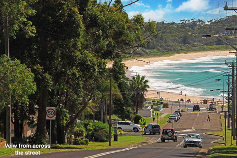 GOLF 39 MOLLYMOOK BEACH - Kingaroy Accommodation 0