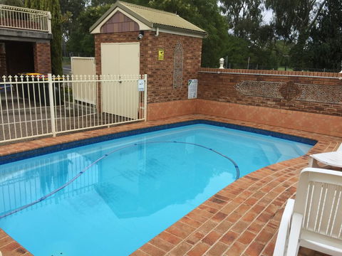 Golf Links Motel - Kingaroy Accommodation 2