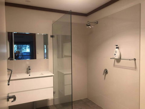 GRAPE JUICE STUDIOs 4km To Town And Surfers Point - Kingaroy Accommodation 2