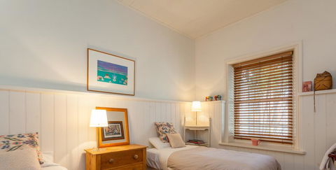 Grey Masts, Robe - Kingaroy Accommodation 2