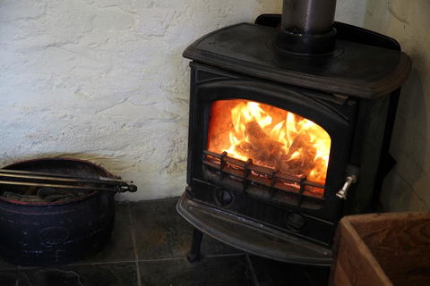 Griffiths Cottage - Kingaroy Accommodation 3