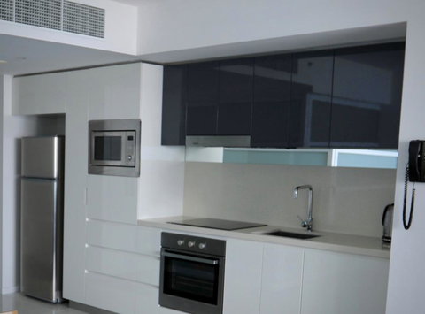 H Luxury Apartment At Surfers Paradise - Kingaroy Accommodation 1