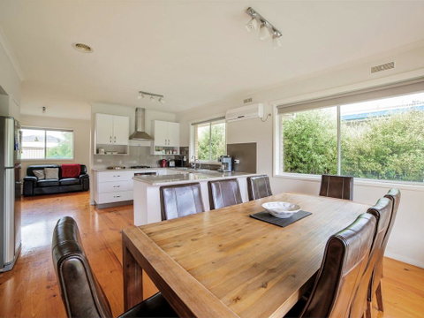 HAKUNA MATATA (No Worries) - Kingaroy Accommodation 3