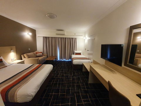 Hamilton's Queanbeyan Motel - Kingaroy Accommodation 3