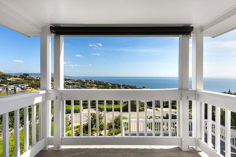 Hampton's Retreat Family Friendly, Water Views, Close To Beach With Heated Pool - Kingaroy Accommodation 2