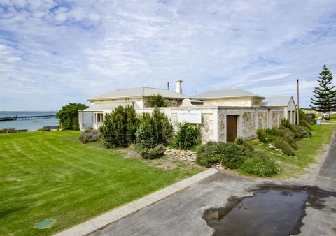 Harbourmasters House - Kingaroy Accommodation 0