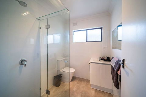 Harmony At Henley Beach-Wifi - Nespresso - Netflix - Kingaroy Accommodation 1