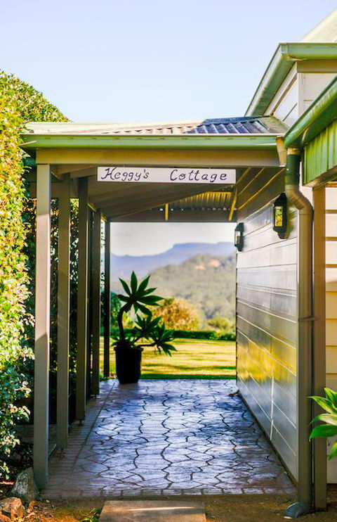 Heggy's Cottage - Kingaroy Accommodation 3