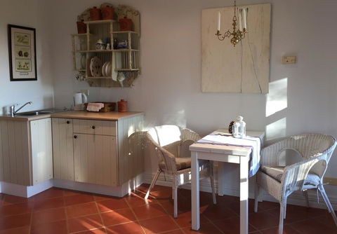 Heggy's Cottage - Kingaroy Accommodation 1