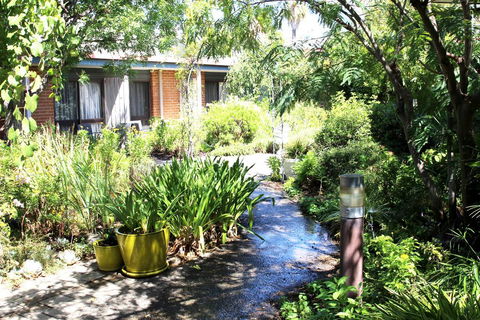 Henry's Quirindi - Kingaroy Accommodation 2