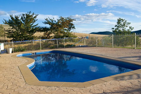 Hermitage Hill Country Retreat - Kingaroy Accommodation 1