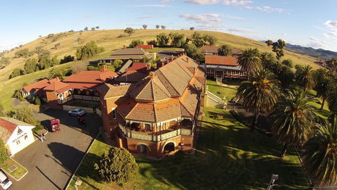 Hermitage Hill Country Retreat - Kingaroy Accommodation 0