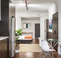 High-End Studio Near Parks Theatres and Dining - Kingaroy Accommodation