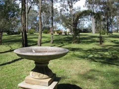 Hill Top Country Guest House - Kingaroy Accommodation 1