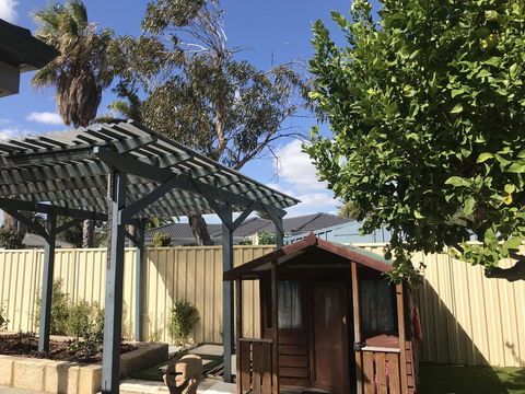 Hillarys Family Holiday Home - Kingaroy Accommodation 2