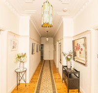 Hillside Cottage  Comfy Spacious Walk to CBD  Stannies - Kingaroy Accommodation