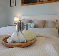 Holiday home by the beach in St Helens - Kingaroy Accommodation