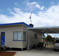 Holiday House Clermont - Kingaroy Accommodation