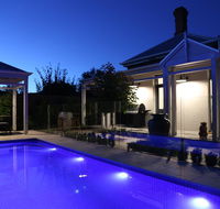 Hollidge House 5 Star Luxury Apartments - Kingaroy Accommodation
