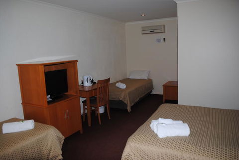 Horse & Jockey Hotel Motel - Kingaroy Accommodation 2