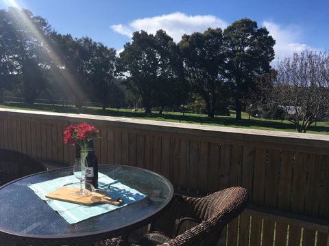 Jacaranda Retreat. Refreshing, Recharge, Relax ! - Kingaroy Accommodation 0