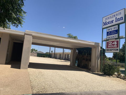 Jerilderie Motor Inn - Kingaroy Accommodation 0