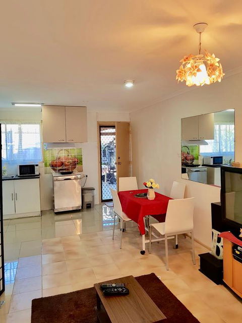 JJJGM PLACE @ ALEX HILLS - Kingaroy Accommodation 3