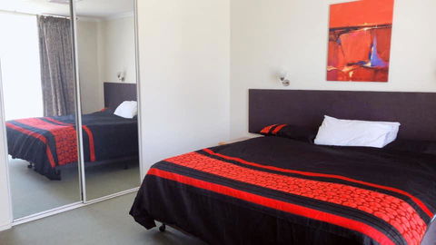 John And Agnes - Kingaroy Accommodation 1