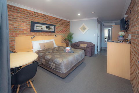 Jumbuck Motor Inn - Kingaroy Accommodation 0