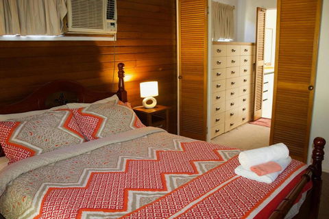 Junction Cottage - Kingaroy Accommodation 1