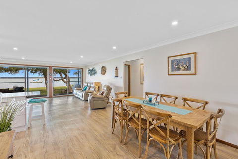 Kalimna Lakeside Living - Kingaroy Accommodation 0