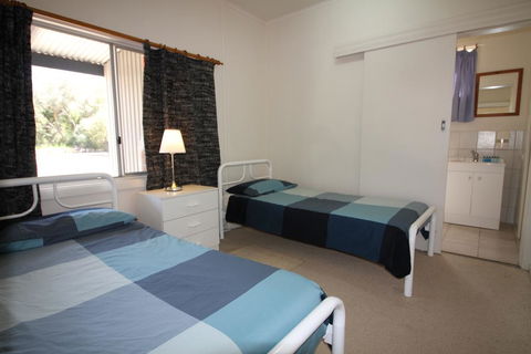 Kangaroo Island Coastal Villas - Kingaroy Accommodation 1