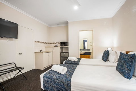 Karratha Central Apartments - Kingaroy Accommodation 3