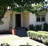 Kenna Cottage - Kingaroy Accommodation