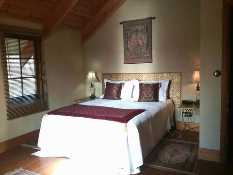 Kentisbury Country House - Kingaroy Accommodation 3