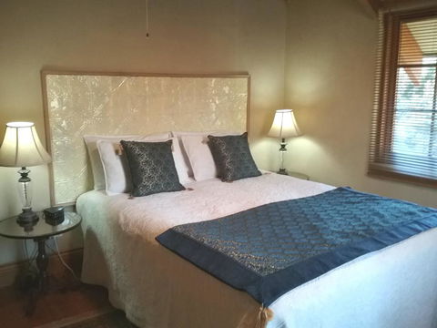 Kentisbury Country House - Kingaroy Accommodation 0