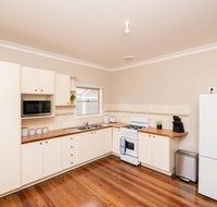 Kinross on Cox Sweet Neat  Simple  Wifi - Kingaroy Accommodation