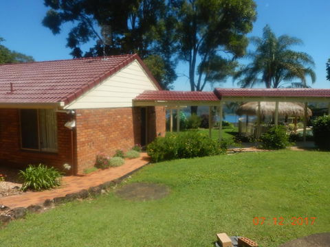 Kookaburra Cottage - Kingaroy Accommodation 2