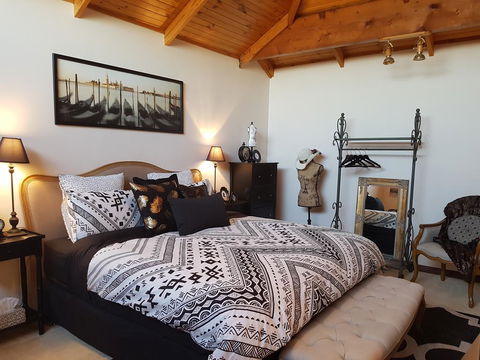 La Maison Riviere - THE RIVER HOUSE Bed & Breakfast - Kingaroy Accommodation 3