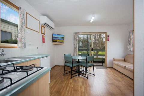 Lake Hamilton Motor Village And Caravan Park - Kingaroy Accommodation 1