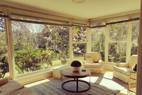 Lake House Benalla - Kingaroy Accommodation 1