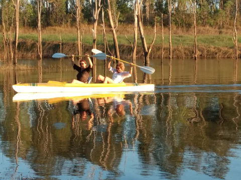 Lake Tinaroo Waterfrontage - Kingaroy Accommodation 3