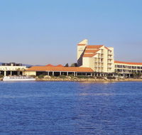 Lakes Hotel - Kingaroy Accommodation