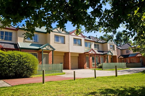 Lamplighter Motel And Apartments - Kingaroy Accommodation 1