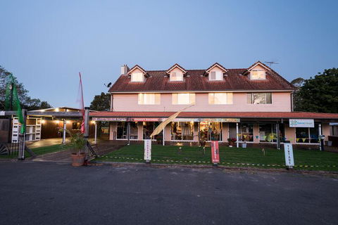 Land Of Lost Treasure - Kingaroy Accommodation 1